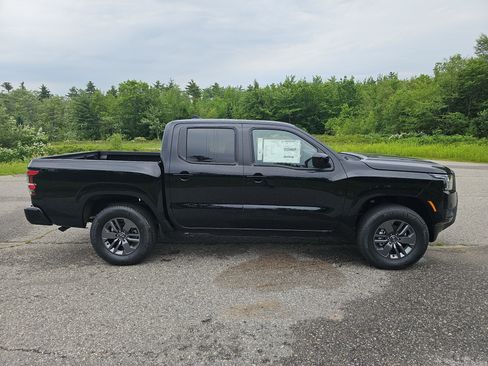 New 2026 Nissan Frontier SV w/ All-Weather Content Package AWD/4WD image 8