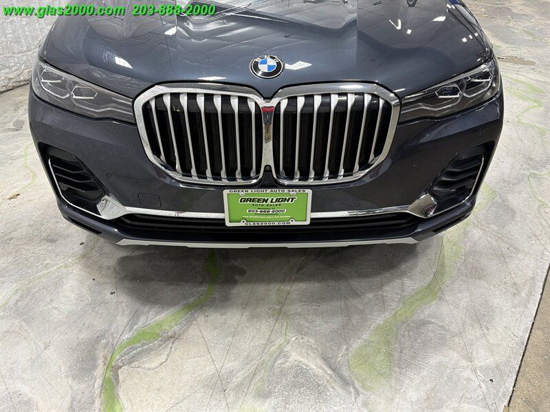 Used 2022 BMW X7 xDrive40i w/ Premium Package AWD/4WD image 24