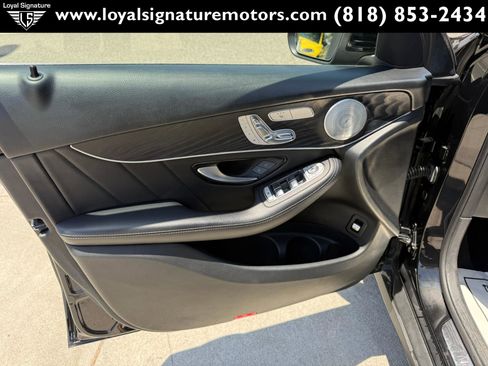 Used 2018 Mercedes-Benz GLC 300 4MATIC Coupe image 20