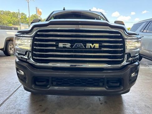 Used 2021 RAM 3500 Limited AWD/4WD image 2