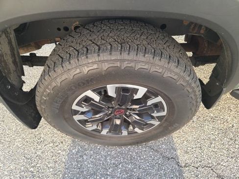 Used 2023 Nissan Frontier PRO-4X w/ Pro Convenience Package AWD/4WD image 10