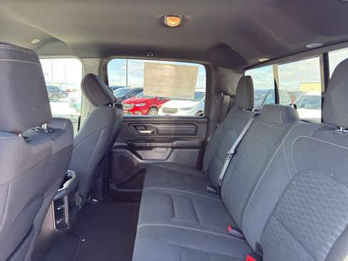New 2026 RAM 1500 Express image 32