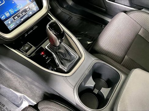 Used 2025 Subaru Outback Premium image 17