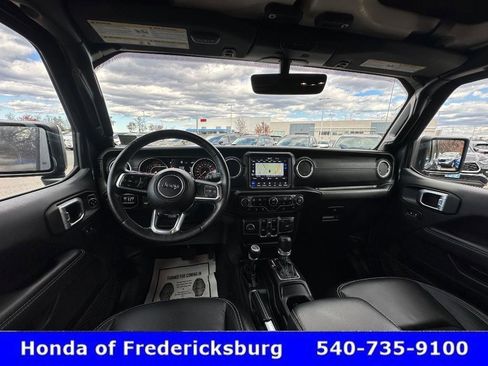 Used 2020 Jeep Wrangler Unlimited Sahara image 45