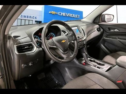 Used 2018 Chevrolet Equinox LT image 17