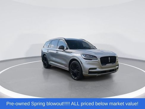 Used 2024 Lincoln Aviator Reserve w/ Jet Package RWD image 2