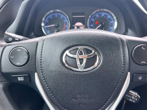 Certified 2018 Toyota Corolla LE image 23