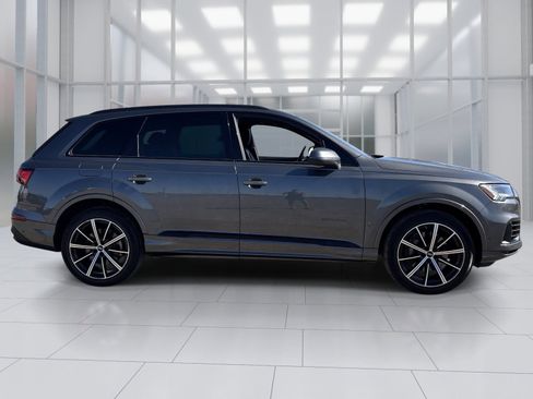 Used 2023 Audi Q7 3.0T Premium Plus AWD/4WD image 7