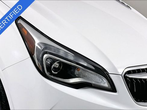 Certified 2020 Buick Envision Essence FWD image 28