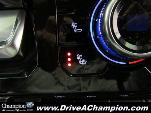 Certified 2025 GMC Sierra 1500 Denali image 11