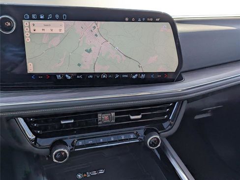 New 2026 Chevrolet Suburban Premier image 29