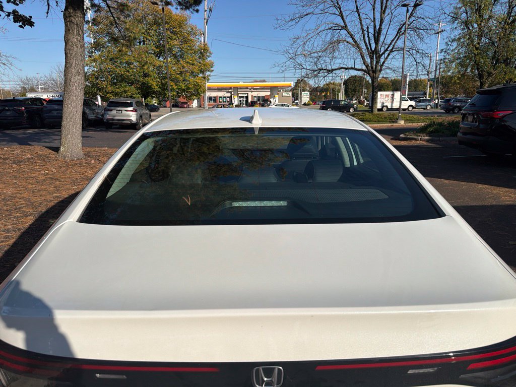 Used 2024 Honda Accord Touring image 5