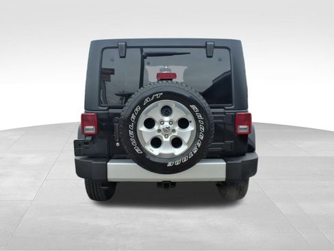 Used 2014 Jeep Wrangler Unlimited Sahara w/ Connectivity Group image 22