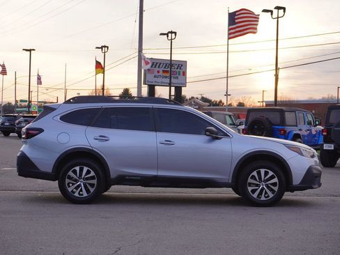 Used 2021 Subaru Outback 2.5i image 8