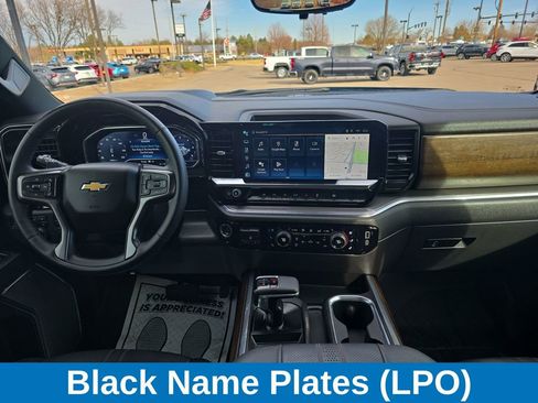 Used 2023 Chevrolet Silverado 1500 High Country w/ High Country Premium Package image 13