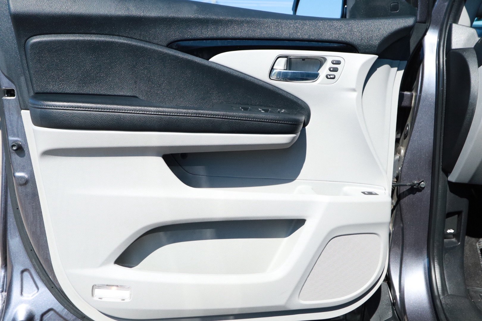 Used 2021 Honda Pilot Elite image 22