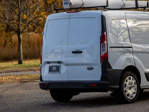 Used 2016 Ford Transit Connect XL image 5