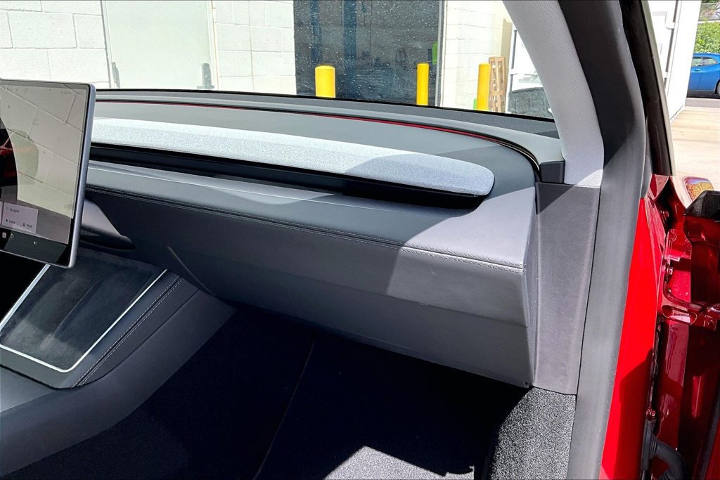 Used 2026 Tesla Model Y Long Range AWD/4WD image 15