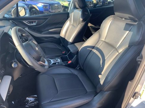 Used 2023 Subaru Forester Limited AWD/4WD image 13