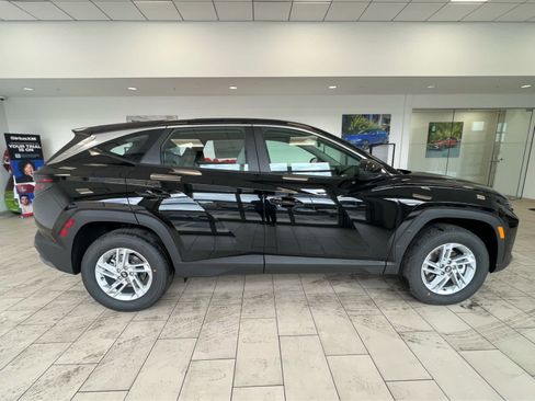 New 2026 Hyundai Tucson SE image 6