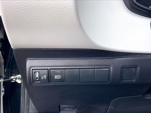 Used 2024 Toyota Corolla SE FWD image 33