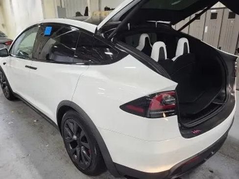 Used 2023 Tesla Model X Plaid AWD/4WD image 4