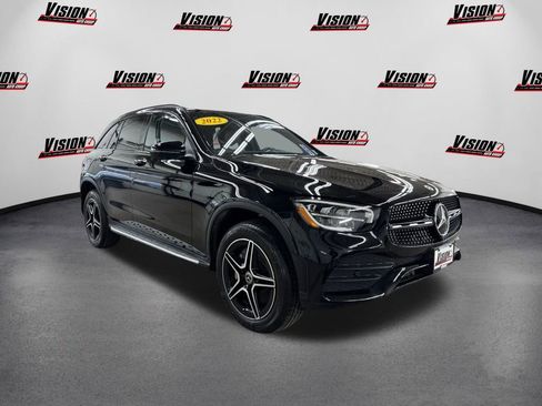 Used 2022 Mercedes-Benz GLC 300 4MATIC image 3