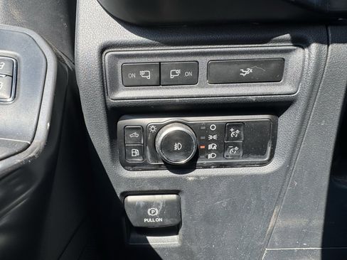 Used 2024 Ford F150 XLT w/ Equipment Group 302A MID image 22