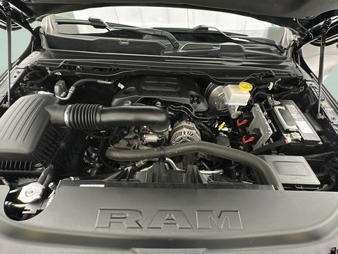 Used 2022 RAM 1500 Big Horn AWD/4WD image 23