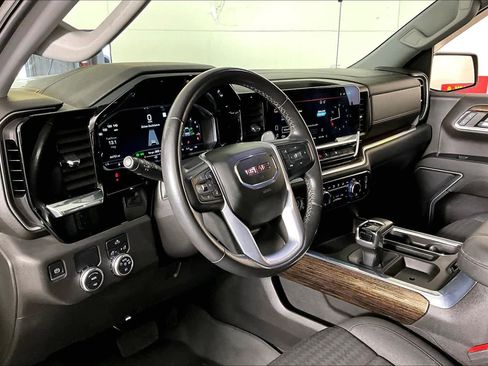 Certified 2022 GMC Sierra 1500 Elevation image 15