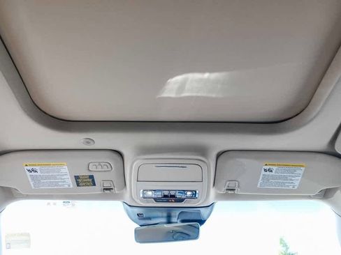 Used 2020 Lincoln Corsair Reserve image 15