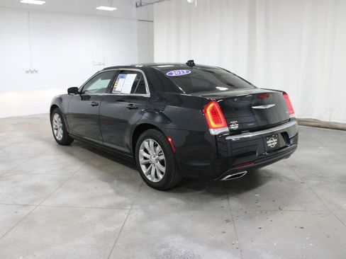 Used 2023 Chrysler 300 Touring AWD/4WD image 7