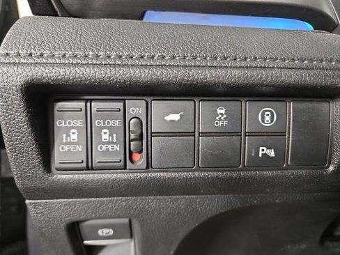 Used 2024 Honda Odyssey Touring image 28