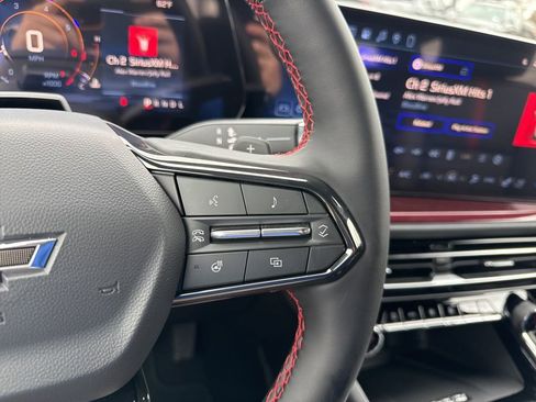 New 2026 Chevrolet Traverse RS image 19