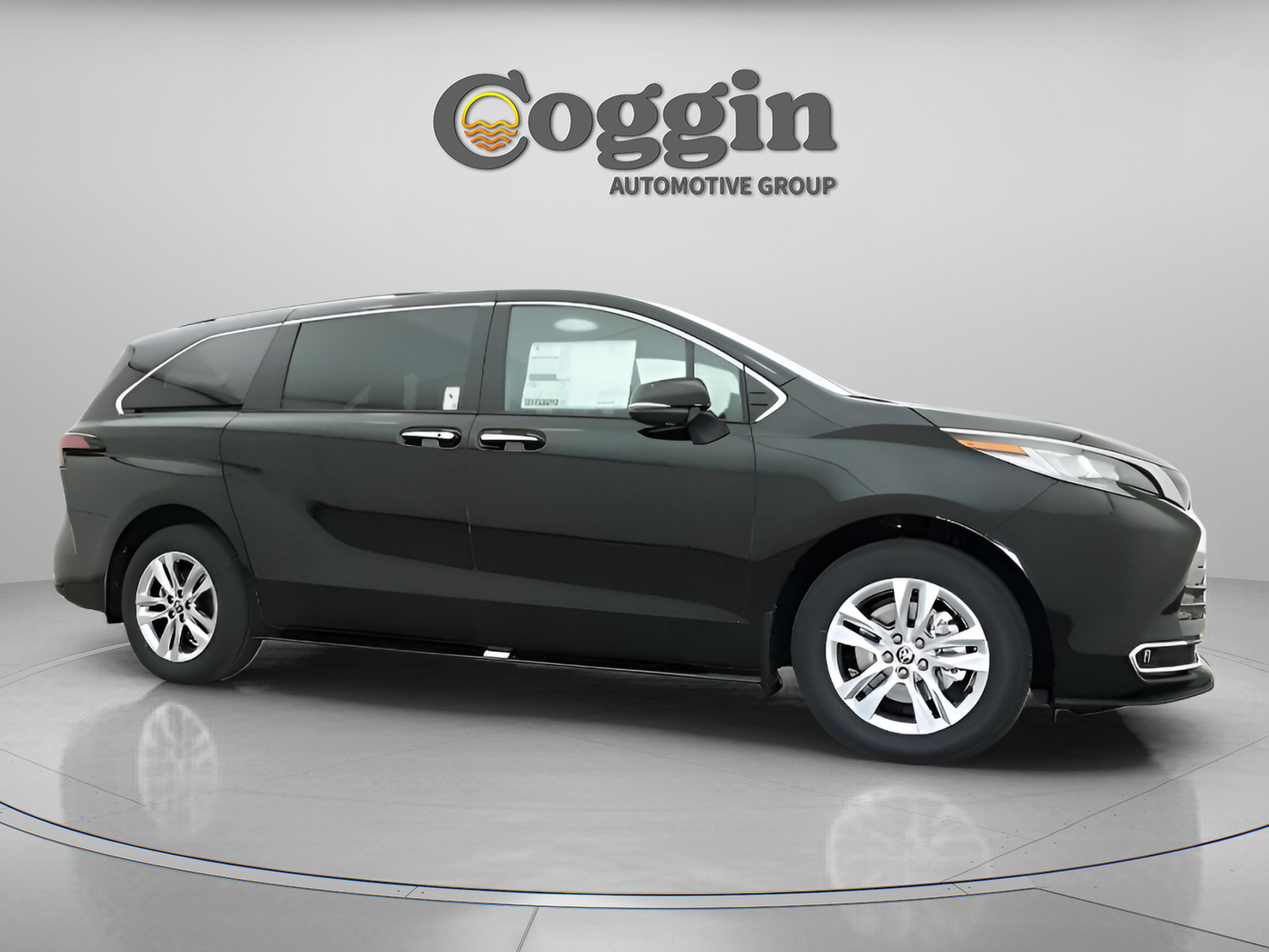Certified 2026 Toyota Sienna Limited FWD image 25