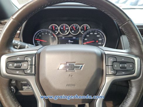 Used 2021 Chevrolet Tahoe Z71 w/ Z71 Signature Package image 18