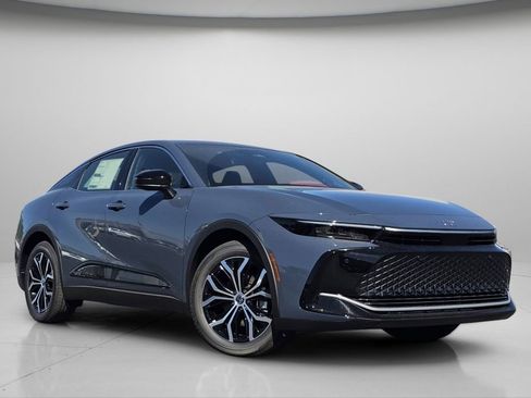 New 2026 Toyota Crown AWD/4WD image 2