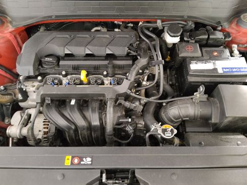 Used 2020 Hyundai Venue SEL FWD image 30