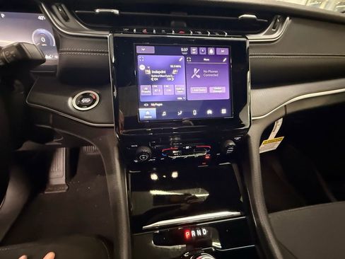 New 2025 Jeep Grand Cherokee Laredo X image 14