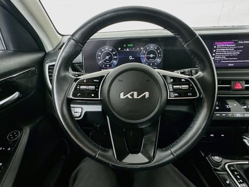 Used 2024 Kia Seltos S AWD/4WD image 11