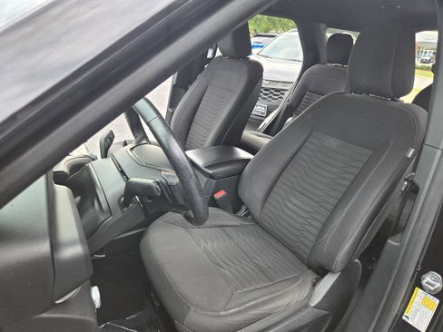Used 2020 Ford Explorer XLT RWD image 16