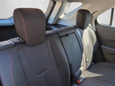 Used 2015 Chevrolet Equinox LS FWD image 25