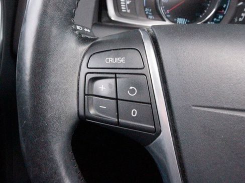 Used 2016 Volvo XC60 T5 Premier w/ Climate Package image 19