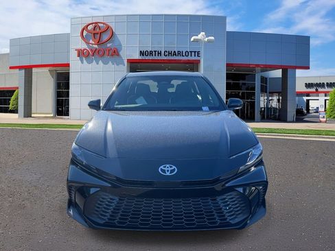 New 2026 Toyota Camry SE FWD image 4