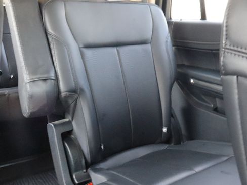 Used 2024 Ford Expedition Max XLT AWD/4WD image 9