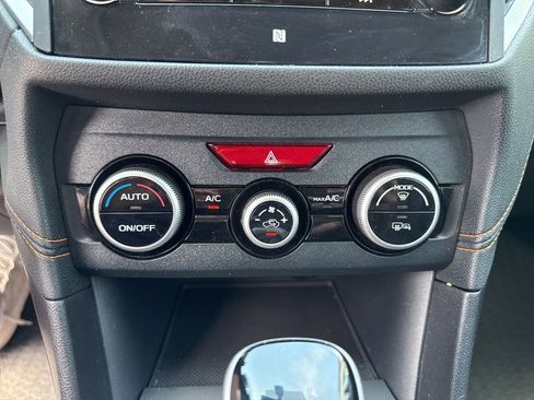 Used 2022 Subaru Crosstrek 2.5i Limited w/ Moonroof Package 1 image 21