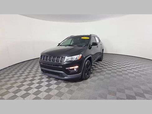 Used 2020 Jeep Compass Latitude FWD image 50
