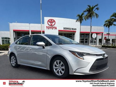 Certified 2024 Toyota Corolla LE FWD image 1