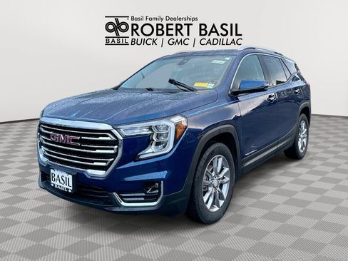Used 2022 GMC Terrain SLT AWD/4WD image 1