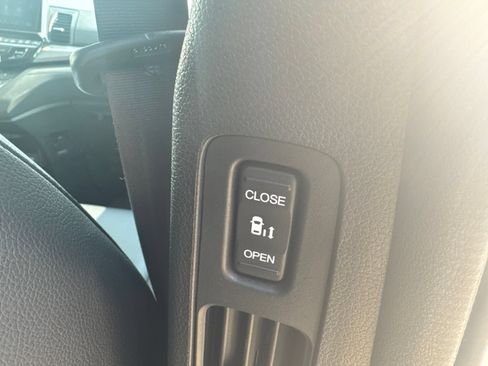 Used 2026 Honda Odyssey EX-L image 19
